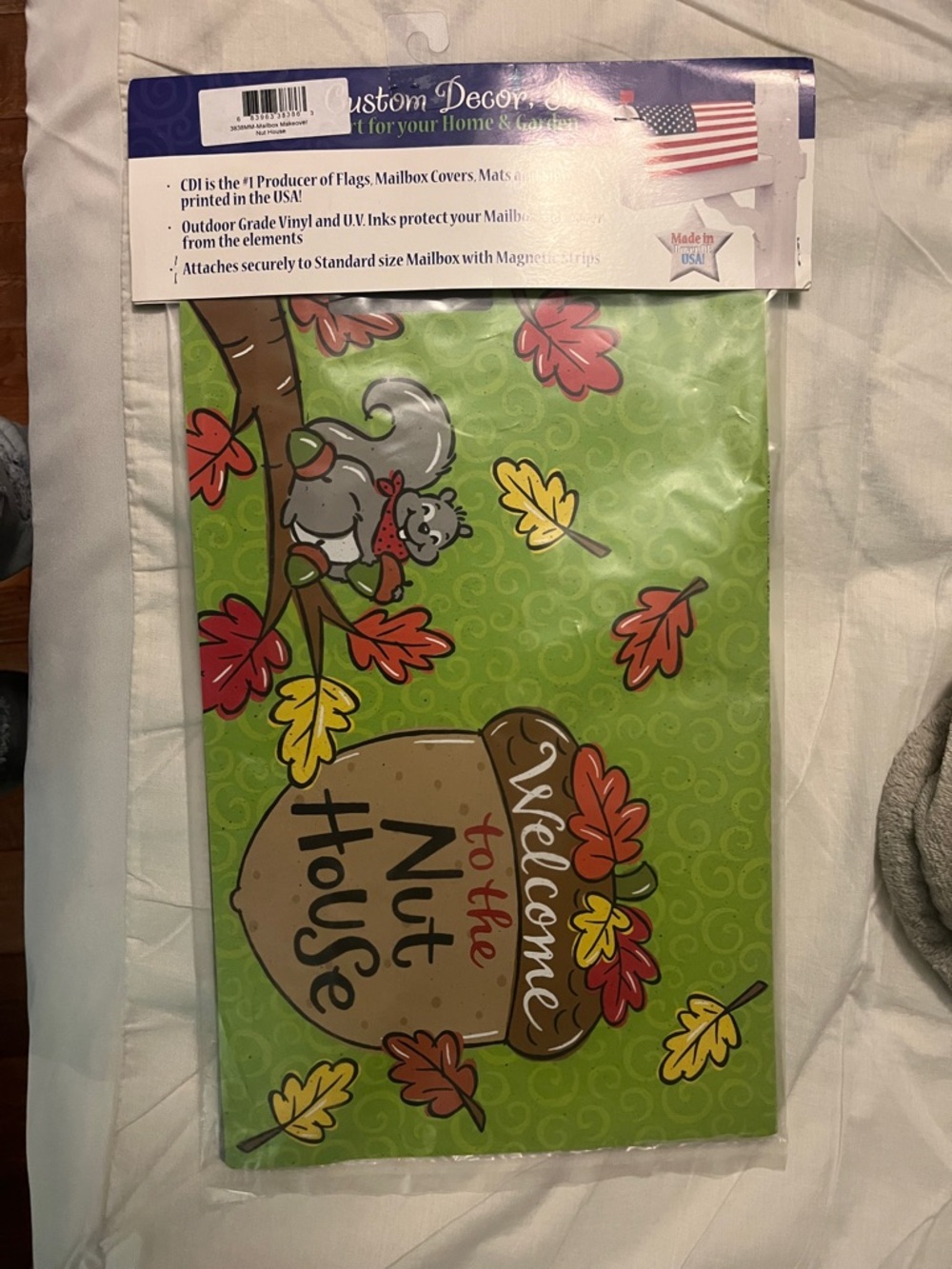 Welcome to the Nut House Fall Garden Flag - Squirrel Acorn Design